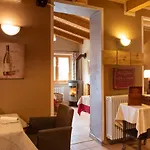 Отель Mont Velan & Restaurant Этрубль