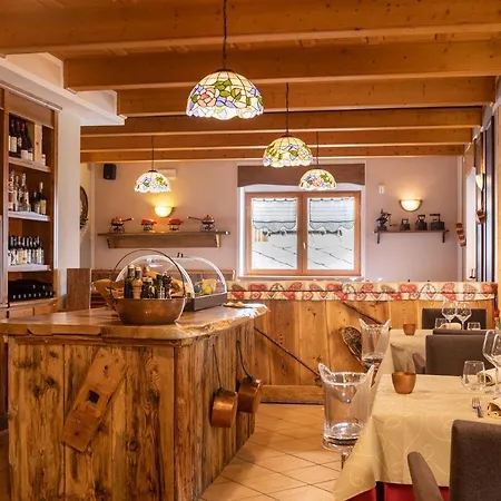 Mont Velan & Restaurant 2*