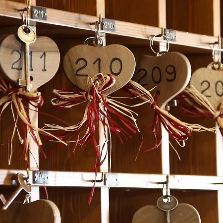 Mont Velan & Restaurant 2*