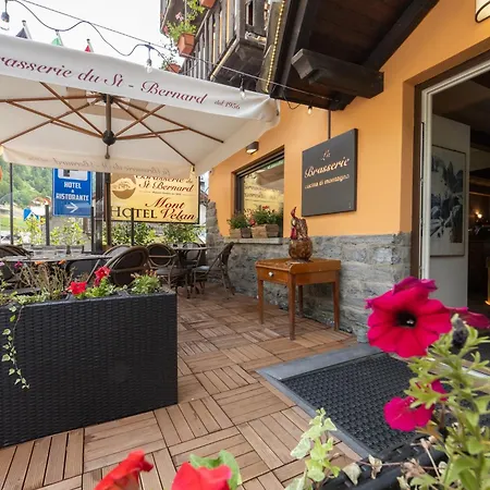 Mont Velan & Restaurant Hotel