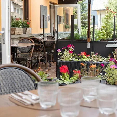 Mont Velan & Restaurant