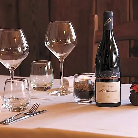 Mont Velan & Restaurant 2*