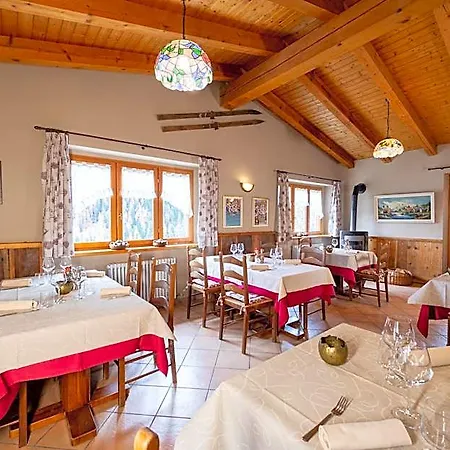 فندق Mont Velan & Restaurant