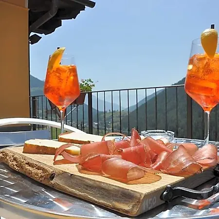 Mont Velan & Restaurant ホテル 2*