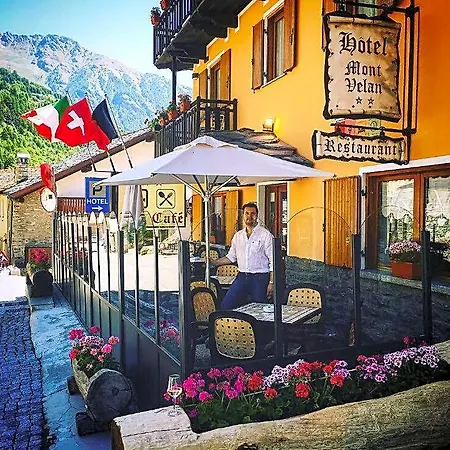 Mont Velan & Restaurant