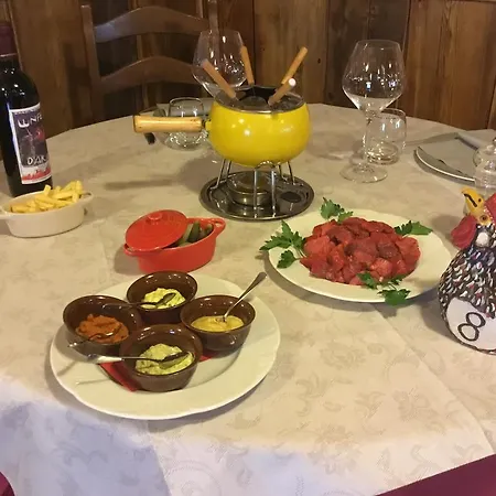 Mont Velan & Restaurant 2* エトロウブレス