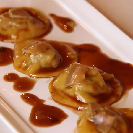 Mont Velan & Restaurant Hotel