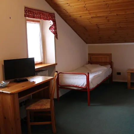 Hotel Mont Velan & Restaurant 2*