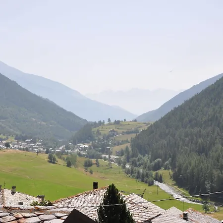 Mont Velan & Restaurant Hotel 2*