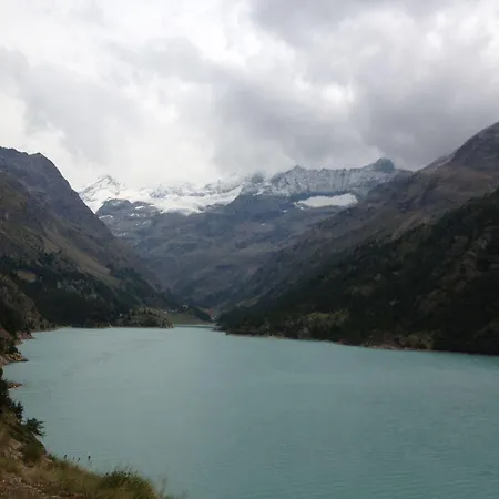 Mont Velan & Restaurant 2*