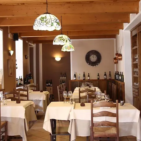 Mont Velan & Restaurant Hotel 2*