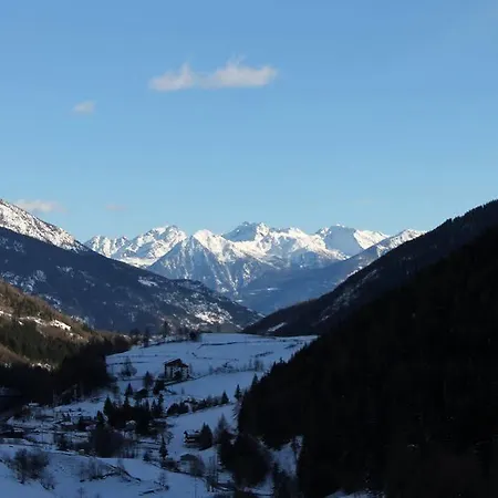Отель Mont Velan & Restaurant