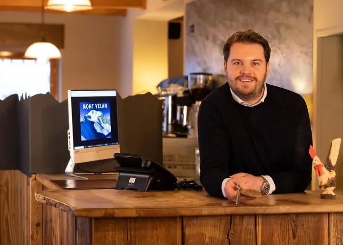 Mont Velan & Restaurant