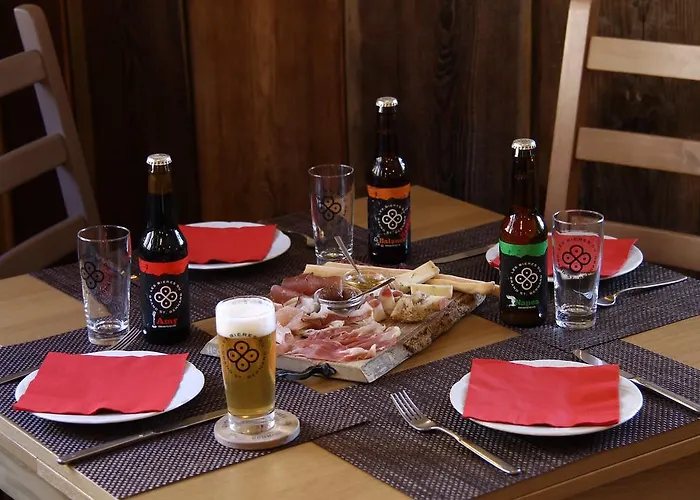 Mont Velan & Restaurant إتروبليس