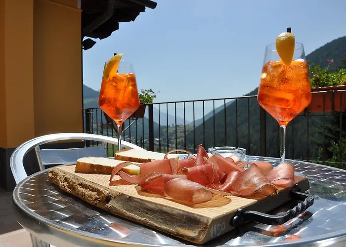 Hotel Mont Velan & Restaurant