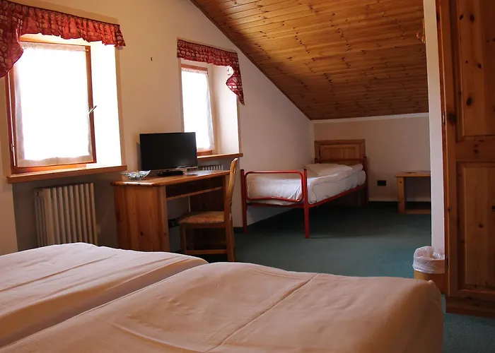 فندق Mont Velan & Restaurant 2*