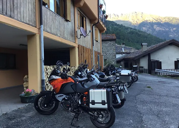 Mont Velan & Restaurant Etroubles