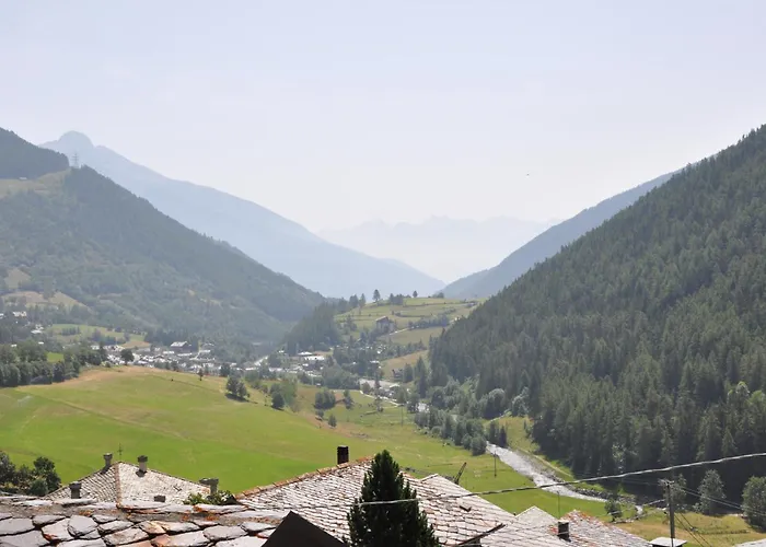 Mont Velan & Restaurant Hotel 2*