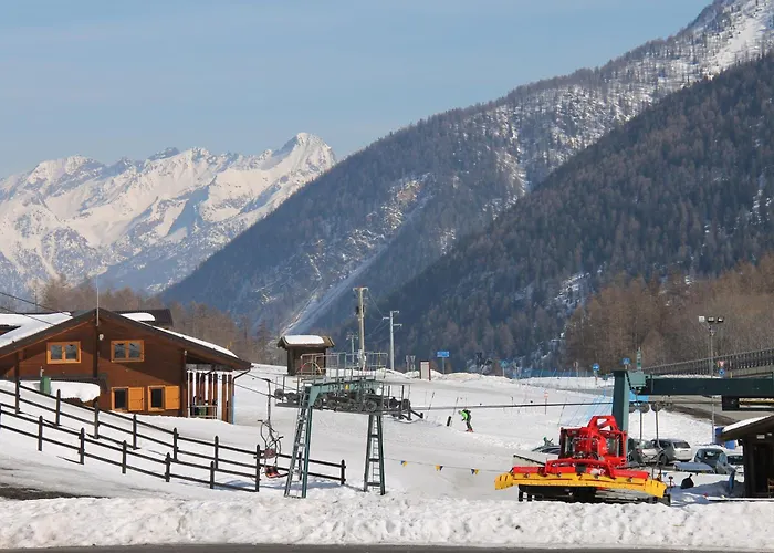 Mont Velan & Restaurant Hotel 2*