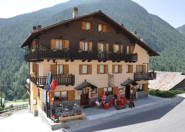 Mont Velan & Restaurant