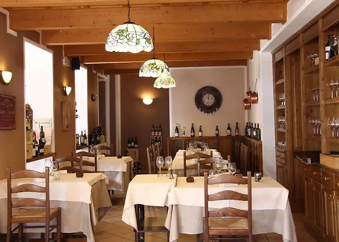 Mont Velan & Restaurant Hotel 2*