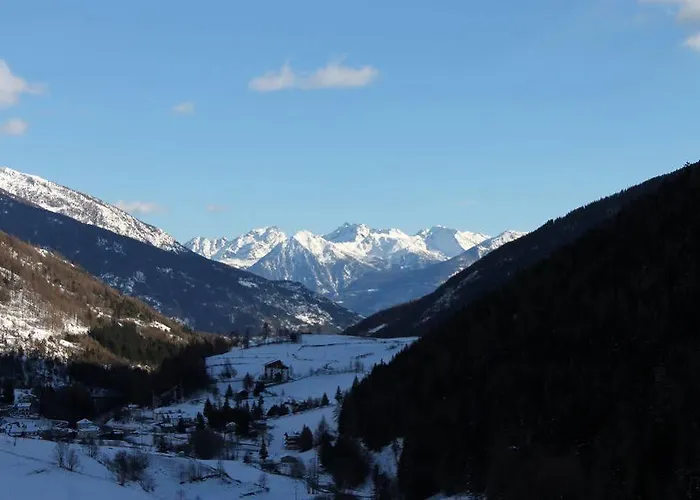 Hotel Mont Velan & Restaurant